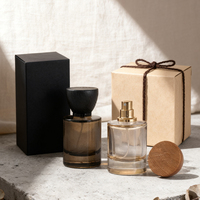 Botella de Perfume de vidrio brillante mate opaco transparente vacío con tapa de madera de Acacia de haya ceniza contenedor de aceite Spray