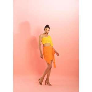 Conjunto Coordinado Sunshine Dream para Mujer, Conjunto de Dos Piezas con Diseño Vibrante, Estilo Moderno, Ajuste Cómodo para Fiestas - Product Image 6