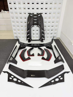 Kit carrosserie complet en fibre de carbone sèche de haute qualité style Duke pour Lamborghini Revuelto : pare-chocs avant, lèvre avant, jupes latérales, lèvre arrière, aileron arrière et capot