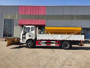 Vendita calda <span class=keywords><strong>usato</strong></span> FAW SHACMAN 4*2 efficiente <span class=keywords><strong>camion</strong></span> di rimozione della neve 3.3m <span class=keywords><strong>spazzaneve</strong></span> montato 8cbm Sale spargisale componenti di base del motore - Product Image 3