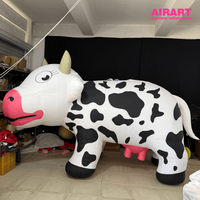 Modèle de vache gonflable personnalisé de 2,5 m, décoration géante d'animal de ferme de dessin animé pour événements en plein air