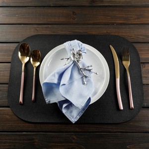 PU eco-friendly waterproof placemats, irregularly shaped <b>table</b> <b>mats</b>, creative Western-style restaurant <b>mats</b>, European-style - Product Image 2