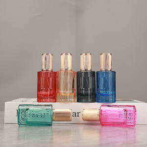 <span class=keywords><strong>Bouteille</strong></span> vide <span class=keywords><strong>de</strong></span> <span class=keywords><strong>parfum</strong></span> en verre <span class=keywords><strong>de</strong></span> 30ml en vaporisateur d'eau <span class=keywords><strong>de</strong></span> maquillage <span class=keywords><strong>de</strong></span> grande capacité - Product Image 3