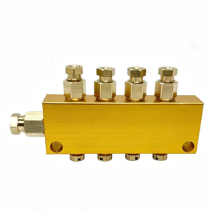 <span class=keywords><strong>Diviseur</strong></span> d'huile en laiton à 6 voies avec vannes <span class=keywords><strong>de</strong></span> régulation <span class=keywords><strong>de</strong></span> débit réglables pour la lubrification des machines d'emballage et des systèmes <span class=keywords><strong>de</strong></span> convoyage - Product Image 6