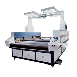 Machine de découpe laser DF 1000W 220V à entraînement automatique pour la découpe de tissus - Product Image 4