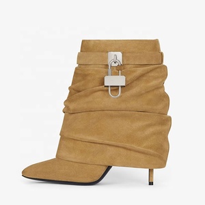 รองเท้าบูทส้นสูงแบบส้นเข็มสำหรับผู้หญิง รุ่น Patent Stiletto แบบพับได้  รองเท้าบูทข้อเท้าแบบ Shark Lock  หน้าผ้าจับจีบ - Product Image 3