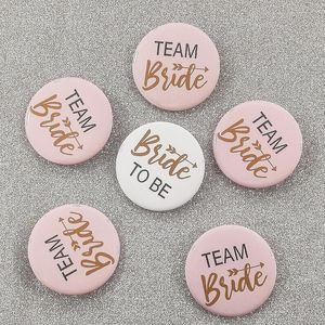 Equipo novia <span class=keywords><strong>despedida</strong></span> <span class=keywords><strong>de</strong></span> <span class=keywords><strong>soltera</strong></span> botones alfileres <span class=keywords><strong>de</strong></span> fiesta nupcial oro rosa <span class=keywords><strong>despedida</strong></span> <span class=keywords><strong>de</strong></span> <span class=keywords><strong>soltera</strong></span> accesorios boda ducha insignias novia para ser insignia - Product Image 1