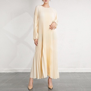 High Quality Eco-Friendly Breathable Woven Pleated Maxi Natural Waist Loose Long Sleeve Vintage Casual Autumn 2025 New Dress - Product Image 1