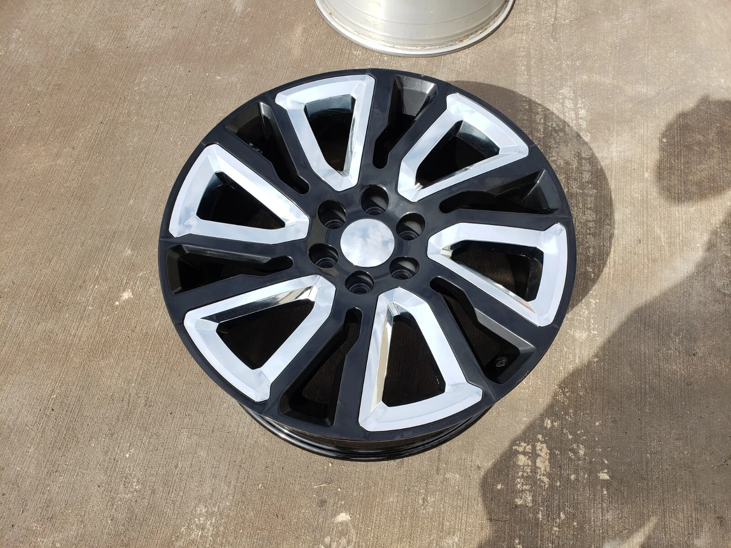 2025 yukon denali wheels 24 inch