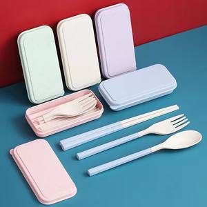 Ensemble de couverts portables en <span class=keywords><strong>paille</strong></span> de blé, détachable et télescopique, comprenant une fourchette, une cuillère et des baguettes, pour les voyages - Product Image 1