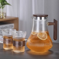 Pichet à eau moderne et simple en verre borosilicate de 1500 ml avec 300 ml de verres, couvercle à poignée en bois, résistant à la chaleur pour thé froid