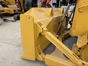 Bulldozer Caterpillar D9R d'occasion, modèle 2020, bien entretenu, groupe motopropulseur, moteur, pompe, puissance de 306 kW pour les entrepreneurs de grande envergure - Product Image 4