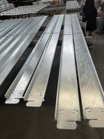 Plataforma de Seguridad para Andamios de Acero para Sistema Ringlock - Diseño Moderno, Resistente y Duradero
