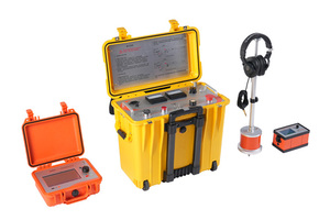 เครื่องตรวจจับความผิดพลาดของสายเคเบิลใต้ดินแบบปรับได้ต่อเนื่อง T8 0 ~ 15KV - Product Image 4