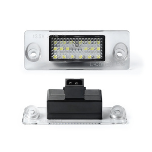 Luz de matrícula Led para Audi A3/S3 LIMOUSINE 1997-2003 A3 8L Facelift 1997-2001 <span class=keywords><strong>A4</strong></span> <span class=keywords><strong>B5</strong></span> LIMOUSINE /<span class=keywords><strong>A4</strong></span> 5B <span class=keywords><strong>AVANT</strong></span> 1995-1999 - Product Image 4
