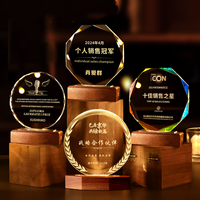 Trophée en cristal gravé sur mesure, écologique, design minimaliste, impression UV, base en bois, récompenses pour événements, médailles de reconnaissance Liuguang