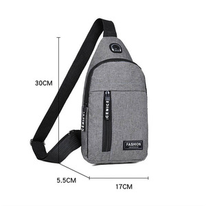 Bandolera Deportiva para Exteriores Gris Ligera de un Solo Hombro Económica Personalizada con Logo - Product Image 5