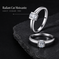 Bague solitaire classique en argent sterling 925 avec moissanite taille radiant rectangulaire de 0,5 carat, couleur D, pureté VVS1, sertie demi-cerclée