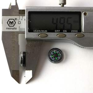 Mini boussole en plastique 12 mm, porte-clés portable, outil de navigation pour la randonnée et le camping en plein air, marquage en anglais - Product Image 4