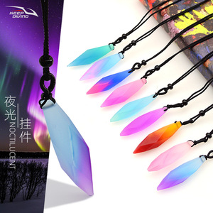 Collar Luminoso con Diseño de Cielo Estrellado y Aurora, Platino y Amatista, Colgante de Moda, Cadena Irregular Mate para Suéter, Hecho a Mano - Product Image 1