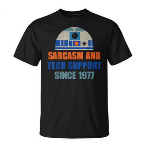 Sarcasmo e assistenza tecnica dal 1977 T-shirt - Product Image 2