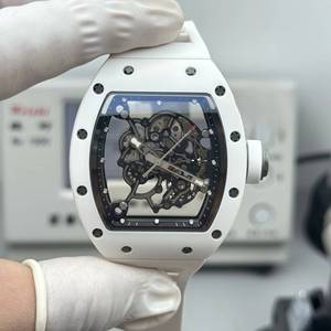 Montre mécanique lumineuse étanche pour homme, tendance et personnalisée, avec grand cadran en céramique blanche 055 et mouvement squelette, idéale pour le sport - Product Image 1