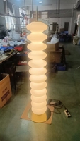Lampe sur pied LED design contemporain en verre blanc laiteux pour chambre à coucher, bureau ou décoration de salon