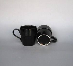 Mug en céramique empilable noir émaillé, tasse à café ou à lait simple à plusieurs niveaux, impression de logo personnalisée, vente en gros pour cadeaux promotionnels de supermarché - Product Image 3