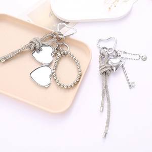 CHENXI Porte-clés Premium en Soie Tissée avec Cœur en Strass et Chaîne en Cristal pour Miroir, Breloque de Sac, Accessoire Décoratif pour Téléphone Portable - Product Image 5