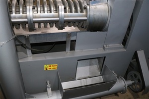 Высокая емкость 501-1000 л/ч, 98% скорость масла, Автоматическая холодная машина для экстракции подсолнечного масла, винтовой масляный мотор, высокая эффективность, 380 В - Product Image 3