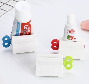 Multifunctional Eco-Friendly Two-Piece Plastic Cream Tube Squeezing <strong>Dispenser</strong> 3 Colours for <strong>Toothpaste</strong> XY Brand Model XYTD2010 - Product Image 3