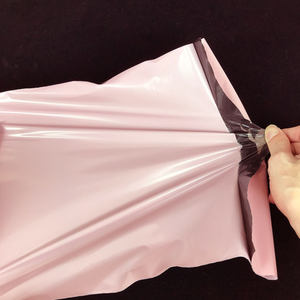 Fabricante <span class=keywords><strong>Pink</strong></span> Eco Friendly Plastic Polymailers Mailing Courier Packaging Bolsas de envío - Product Image 6