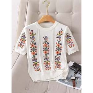เสื้อสเวตเตอร์แขนสั้นปักลายดอกไม้สีแอพริคอตสำหรับผู้หญิง - Product Image 2