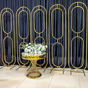 เฟอร์รุน รับตกแต่งงานแต่งงานแบบเรียบง่าย โครงโลหะสแตนเลสสีทองโค้ง สำหรับฉากหลัง ขายส่ง รุ่น BJ - Product Image 3