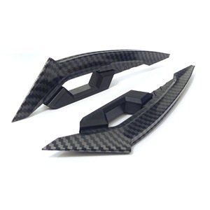 Ensemble de déflecteurs d'air décoratifs universels en fibre de carbone pour moto, scooter et vélo électrique - Product Image 2