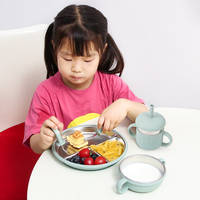 Assiette enduite de silicone à 3 compartiments Sections divisées Base d'aspiration Assiette de service de repas pour tout-petits allant au micro-ondes