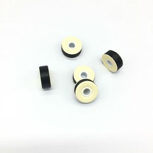 %100 Polyester Siyah 75D/2 Önceden Sarılmış Masuralar Yüksek Dayanıklılık 144 Adet Kutuda Boyalı Dayanıklı Giyim Dikiş Nakış Masuraları - Product Image 2