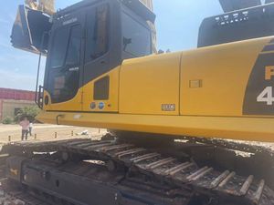 Excavatrice Komatsu PC450 d'occasion, 90% neuve, à vendre, 45 tonnes, grand équipement de construction - Product Image 5