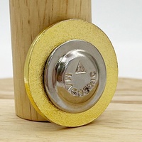 Épingle magnétique en émail en vrac en métal émaillé souple cadeau d'anniversaire d'entreprise épinglette insigne vêtements broche logo de marque personnalisé