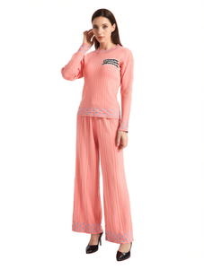 Pigiama da donna in maglia YMS177T a maniche lunghe, girocollo, lunghezza intera, morbido e casual, con logo a lettera frontale e vita elasticizzata - Product Image 1