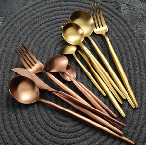 Juego de Cubiertos de Acero Inoxidable Dorado Mate Portugués de Lujo, Alta Calidad y Elegancia, Cuchillo, Cuchara y Tenedor para Fiestas, Venta al Por Mayor - Product Image 4