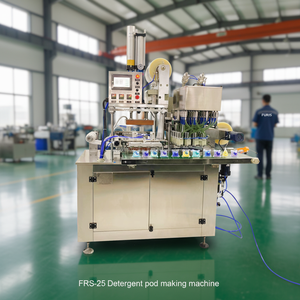Machine automatique de fabrication de dosettes de détergent pour le remplissage de liquides, l'emballage plastique et l'application chimique sur film PVA pour lessive - Product Image 1