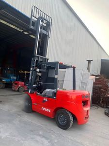 Chariot élévateur CPCD45 haute performance en promotion – Puissant et fiable, capacité de 4 tonnes pour la manutention des matériaux - Product Image 5