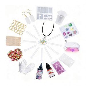 TOYSRUNNER Kit de bijoux faits main, avec lumière UV pour le durcissement de cristaux transparents, moules en silicone, porte-clés, fleurs, feuilles de paillettes et fournitures DIY - Product Image 3