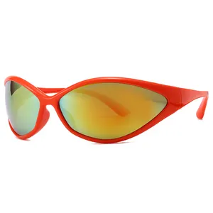 OEM Vente en gros 2024 Lunettes de soleil œil de chat extraterrestre unisexe de luxe Y2K Funky Art Frame Cyberpunk Futuriste Big Face Wrap Irrégulier