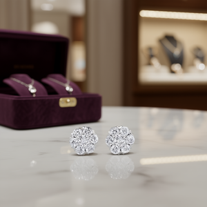 E1692 Orecchini a Perno con Fiore in Oro Bianco, Zirconi Rotondi con Montatura a Griffe, Gioielli Classici da Sposa per Donna - Product Image 2