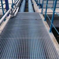 Grilles en acier galvanisé personnalisées pour le bétail, grilles de drainage pour le nettoyage des moutons, des porcs et des bovins