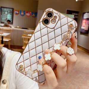 Correa <span class=keywords><strong>de</strong></span> cuero para la muñeca para niñas, <span class=keywords><strong>funda</strong></span> para teléfono móvil <span class=keywords><strong>Samsung</strong></span> Galaxy S20 <span class=keywords><strong>S21</strong></span>, venta al por mayor - Product Image 5