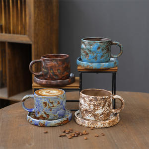 Vente en gros <span class=keywords><strong>de</strong></span> nouvelles tasses à café créatives en céramique émaillée réactive vintage tasse à thé en porcelaine brute <span class=keywords><strong>de</strong></span> lait Japandi personnalisée avec soucoupes - Product Image 1