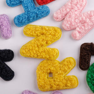 رقع حروف وأرقام صغيرة ملونة من الشنيل قابلة للكي على المناشف، تطريز أبجدي للملابس والقبعات وأعمال الحرف اليدوية - Product Image 3